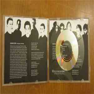 Darkest Hour / Dawncore - Where Heroes Go To Die download mp3 flac